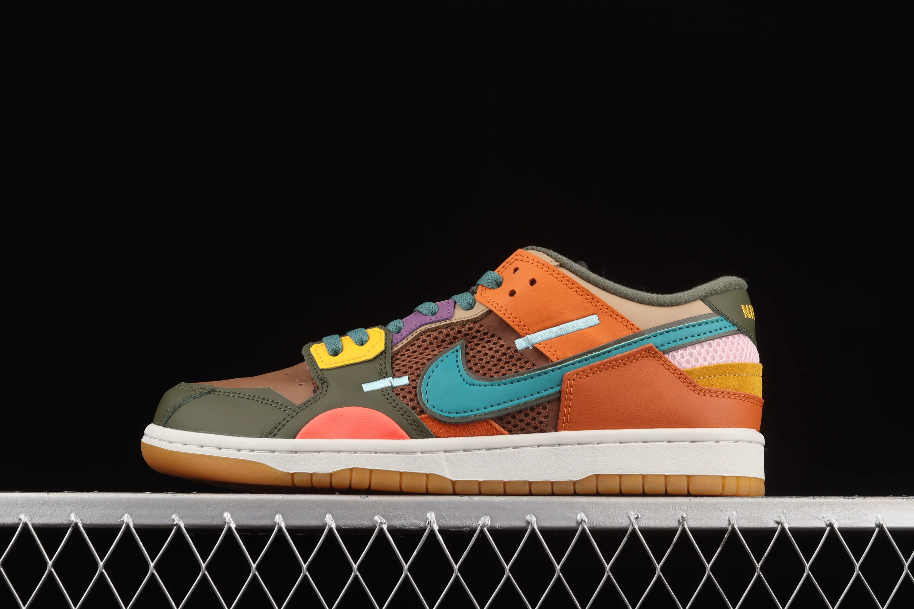 All categories Nk SB Dunk series Nk SB Dunk Low low-top sneakers Nk Dunk Scrap colorful stitching and stitching colorful low-top casual sneakers DB0500-200